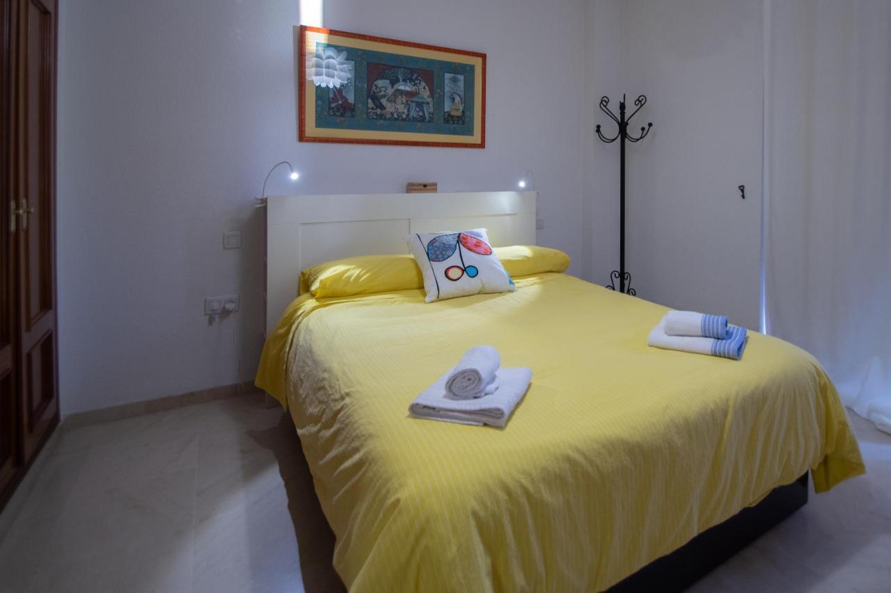 Apartamento Nuestra Andalucia - Cadiz Centro - Parking Exterior foto