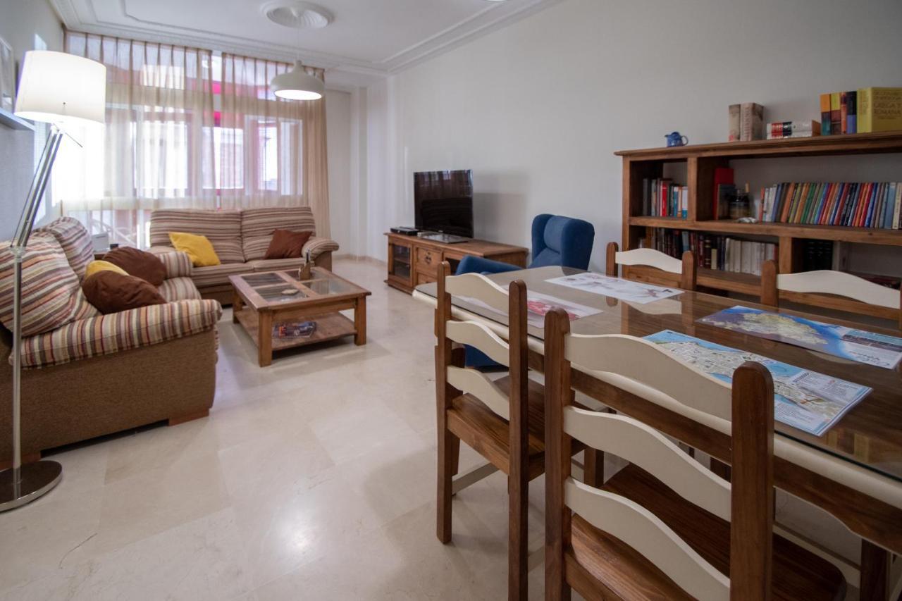 Apartamento Nuestra Andalucia - Cadiz Centro - Parking Exterior foto